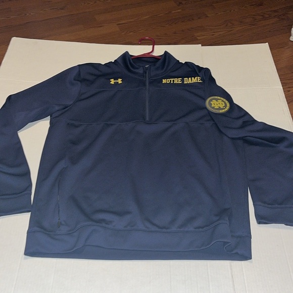 Under Armour-L-navy blue-Notre Dame fighting Irish, mock neck, half zip jacket. - Picture 7 of 16